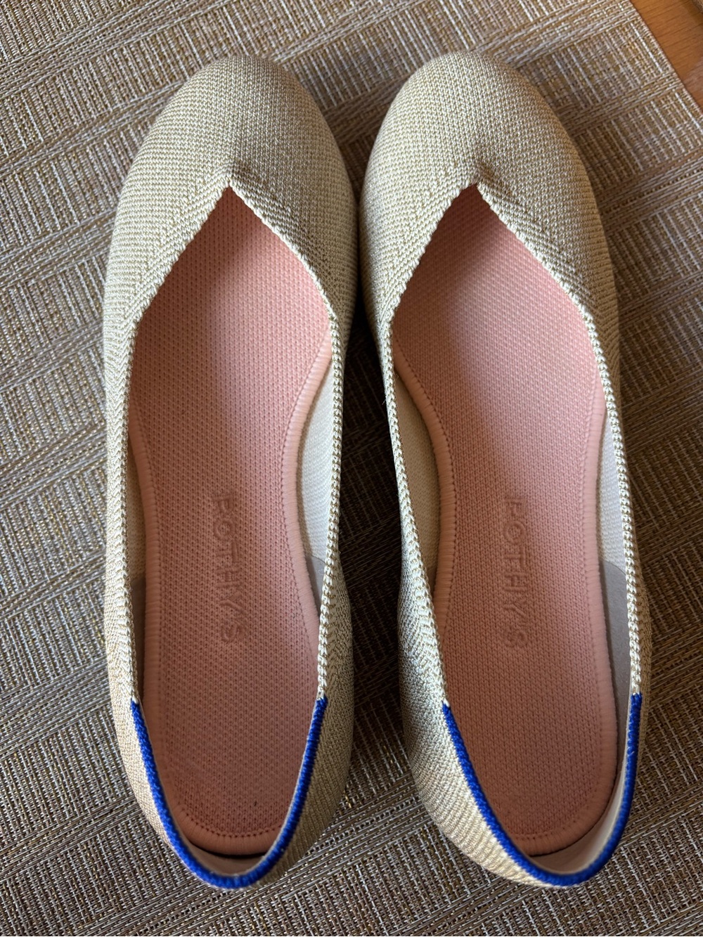 Rothy's Light Metallic Gold Knit Ballet Flats with Blue Heel Trim W 8.5